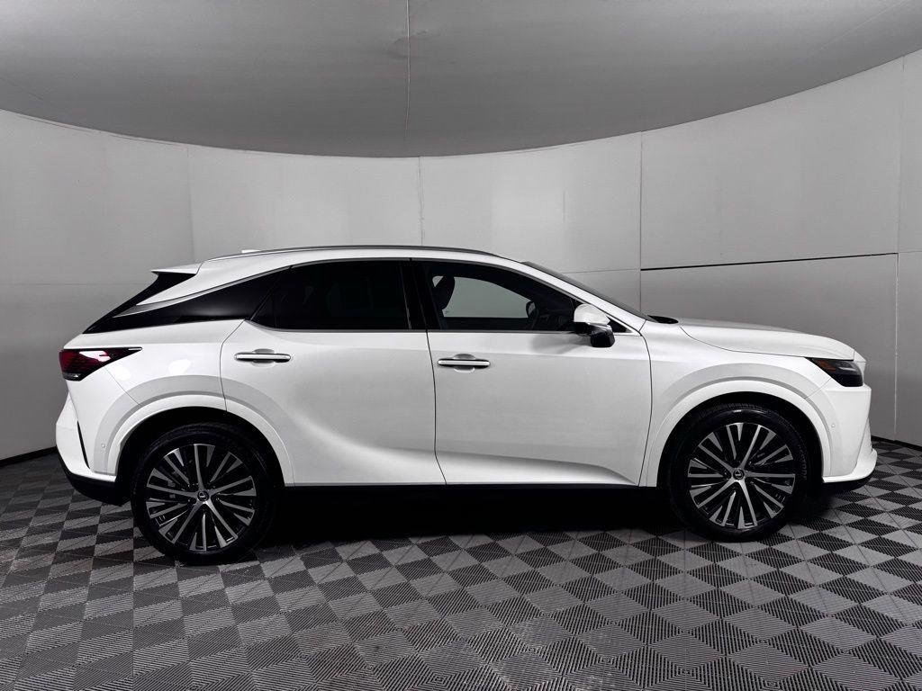 Used 2024 Eminent White Pearl Lexus 350 Premium Plus image 18