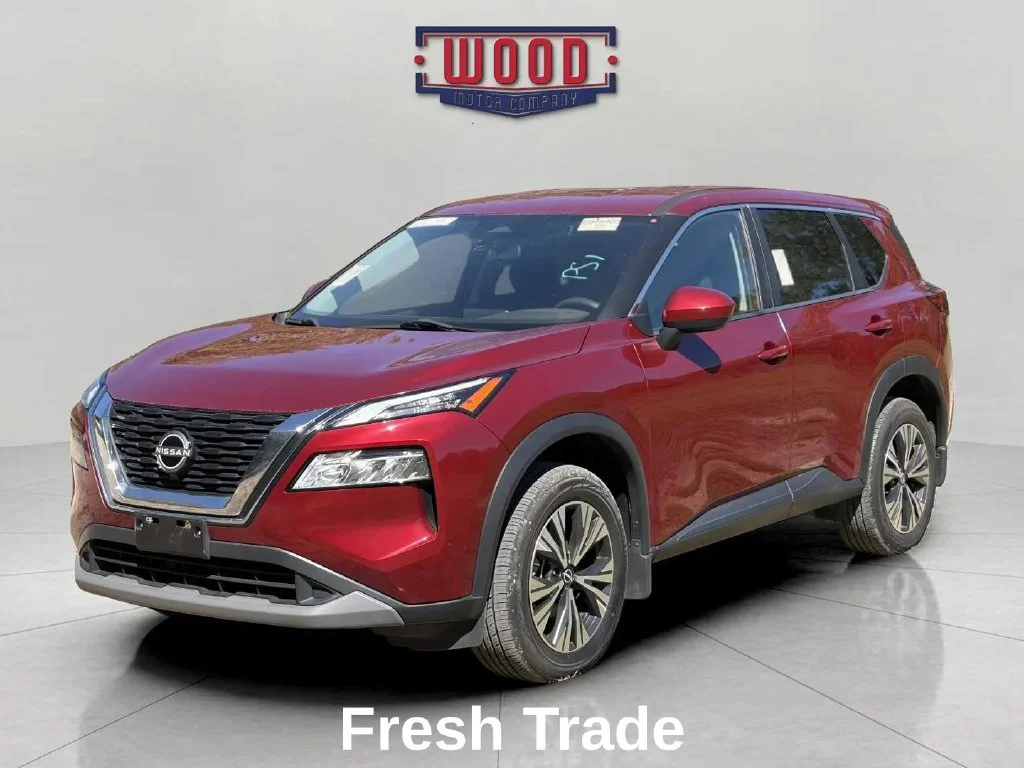 Used 2023 Scarlet Ember Tintcoat Nissan SV image 3