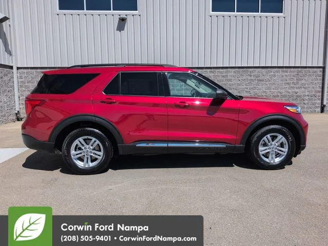 Certified Used 2022 Red Ford XLT image 4