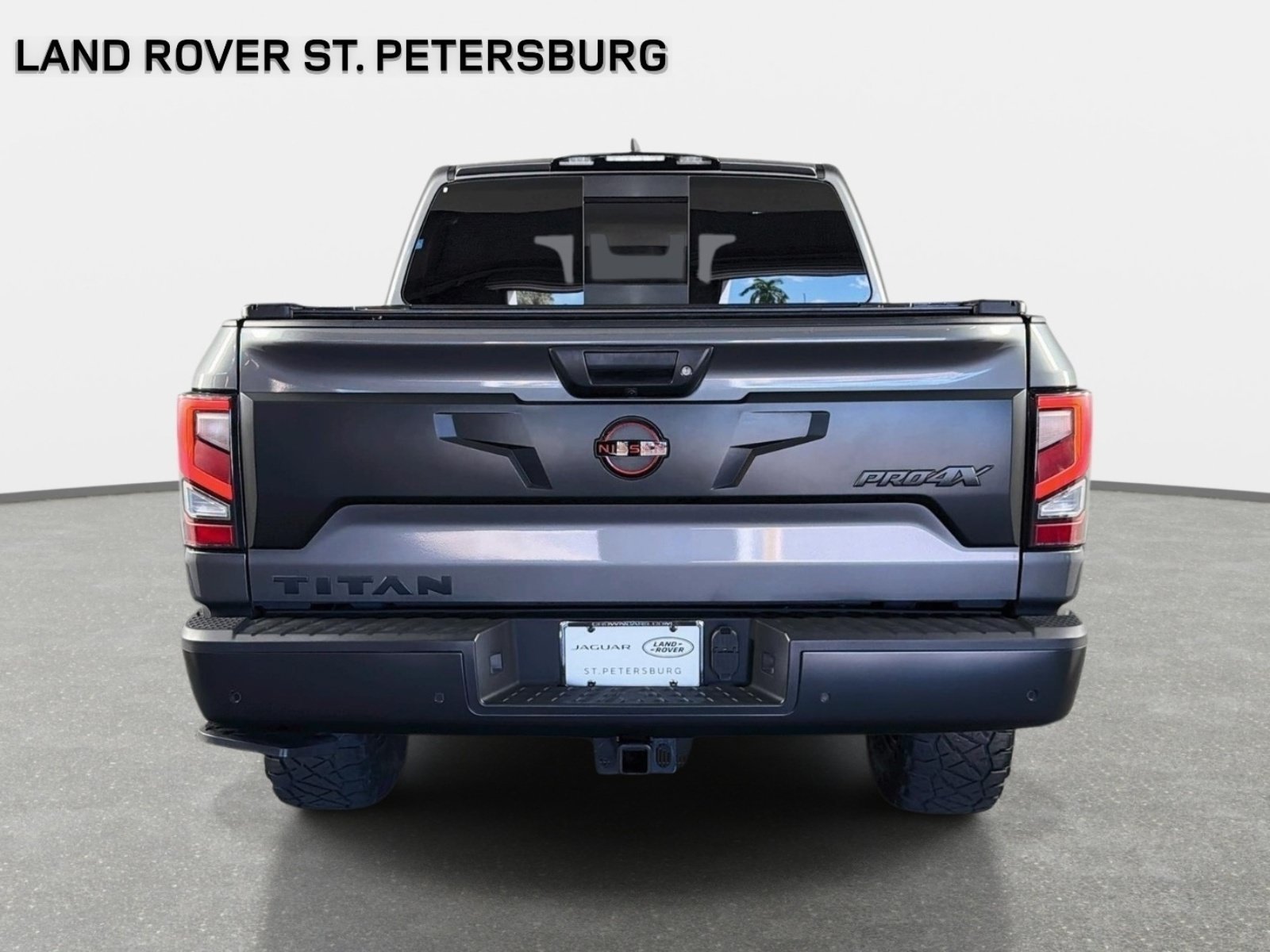 Used 2024 Gun Metallic Nissan PRO-4X image 6