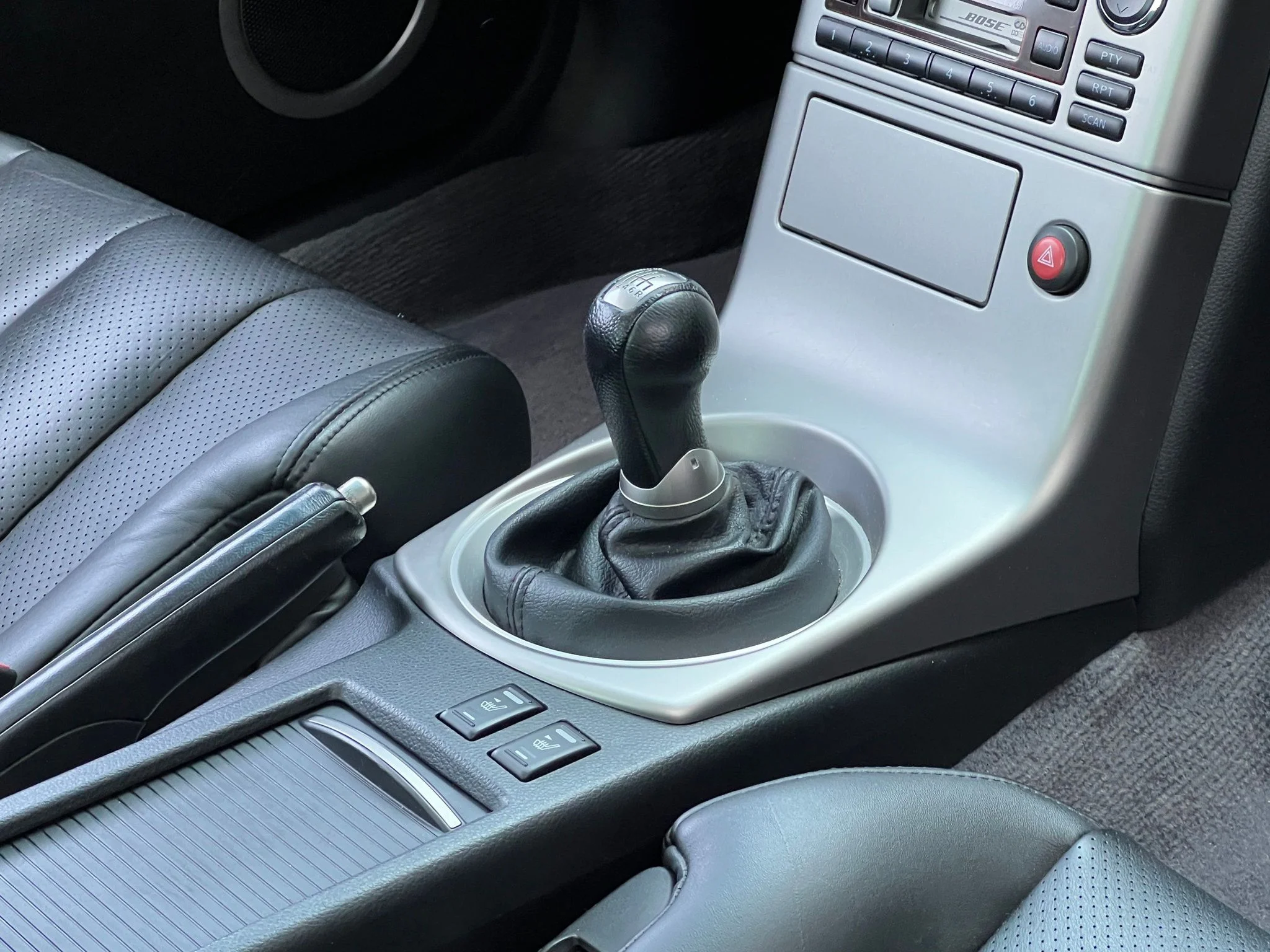 Used 2003  INFINITI Base image 33