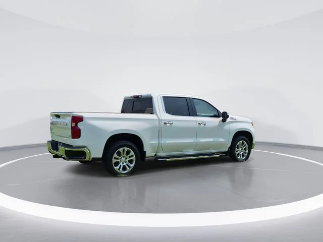 Used 2024 White Chevrolet LTZ image 8