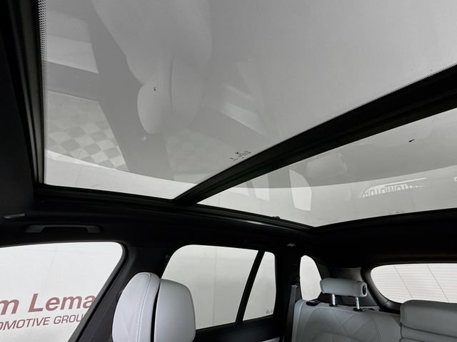 New 2026 Black BMW xDrive50e image 23