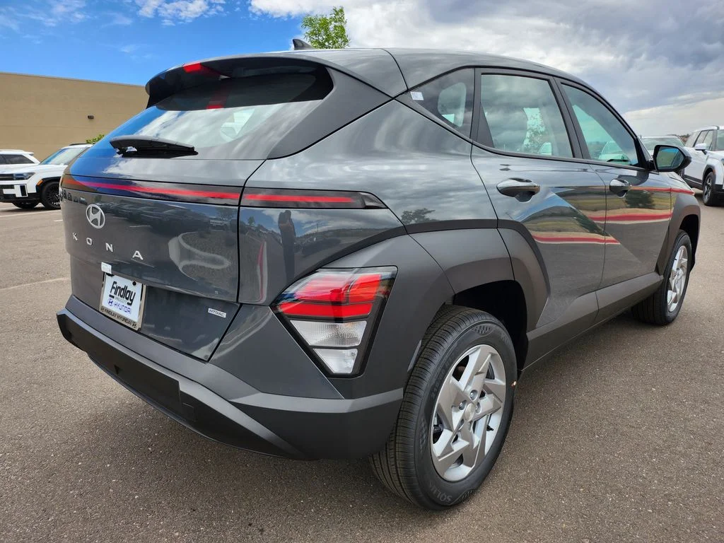 New 2026 Gray Hyundai SE image 5