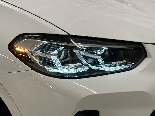 Certified Used 2024 White BMW sDrive30i image 29
