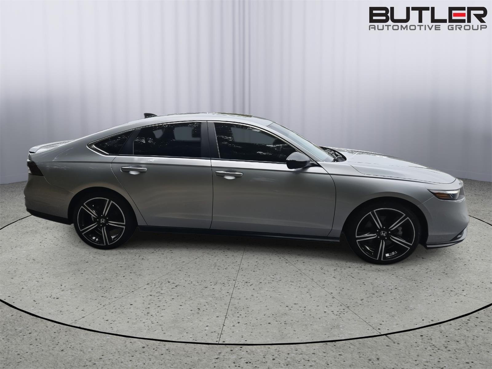 Used 2024 Solar Silver Metallic Honda Sport image 3