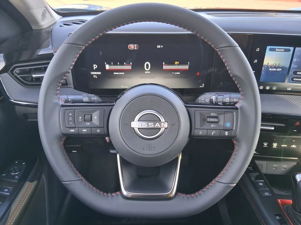 2026 Nissan KICKS SR - Photo 10