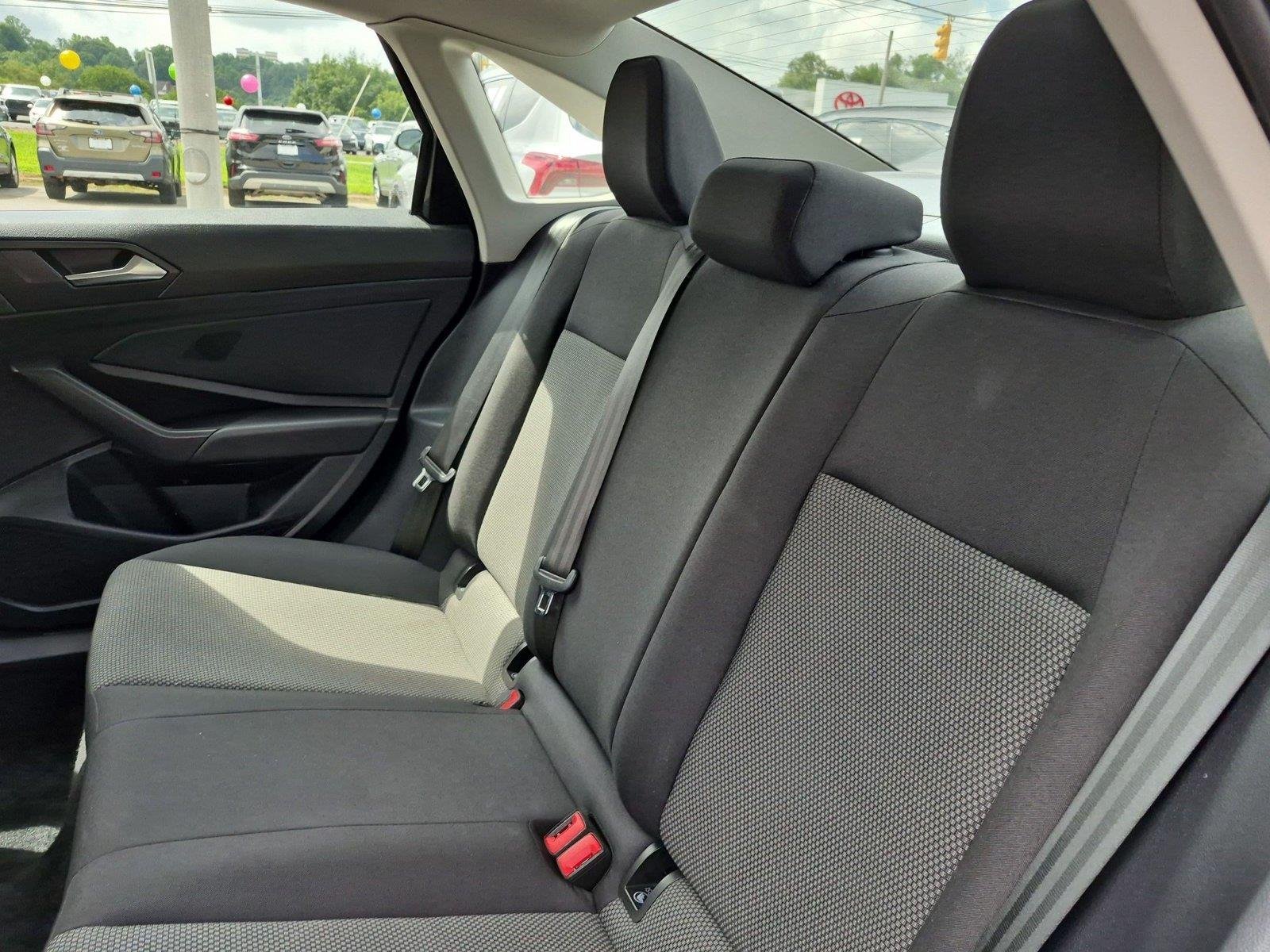 Used 2020 Black Uni Volkswagen S image 30