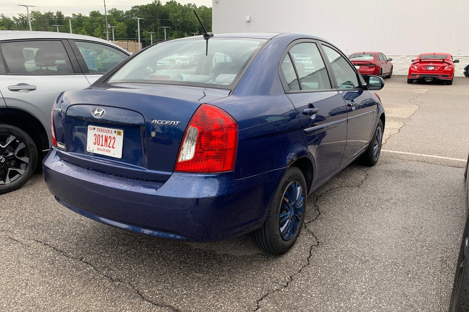 Used 2010 Blue Hyundai GLS image 4
