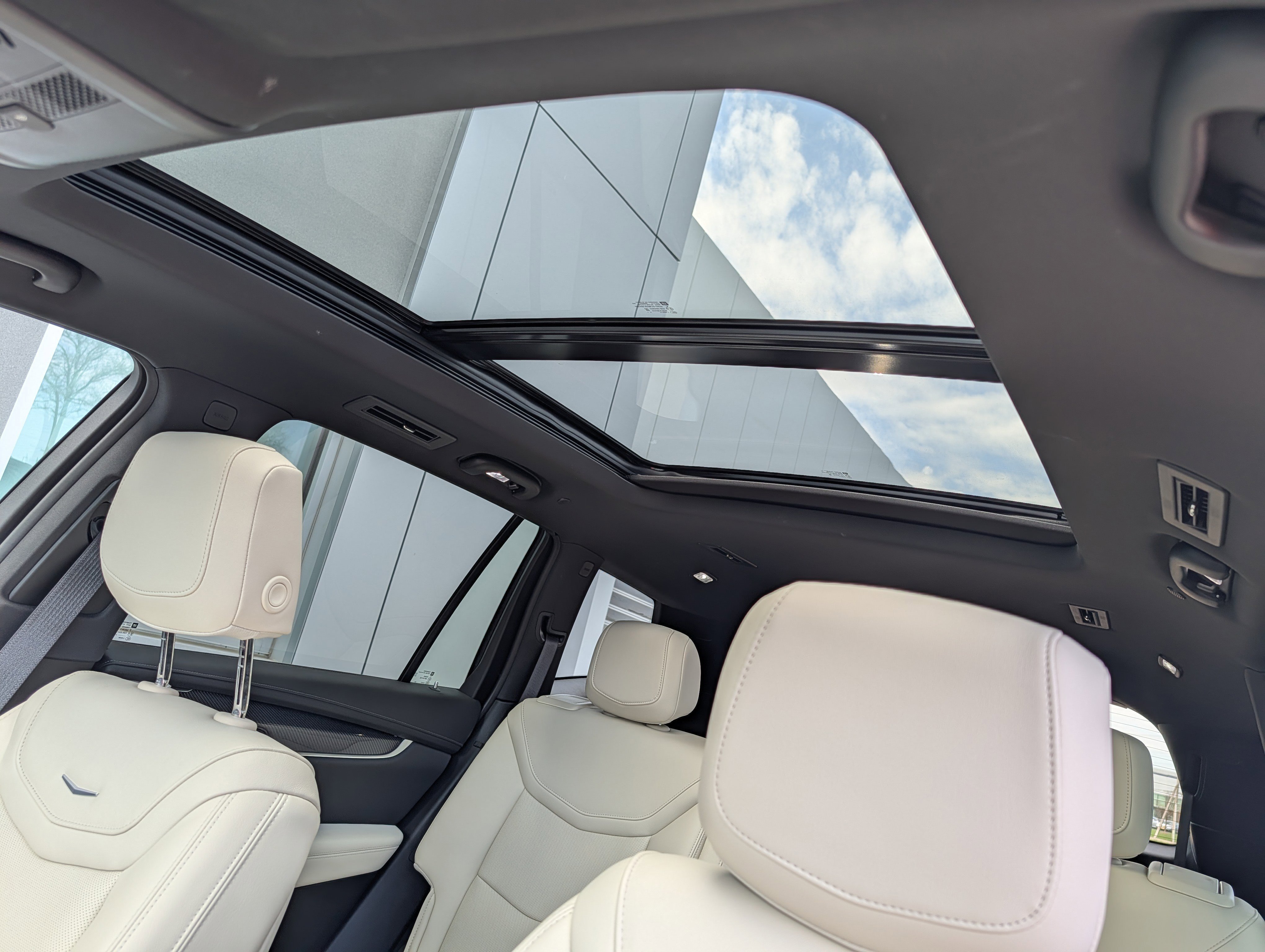 2025 Cadillac XT6 Sport - Photo 26