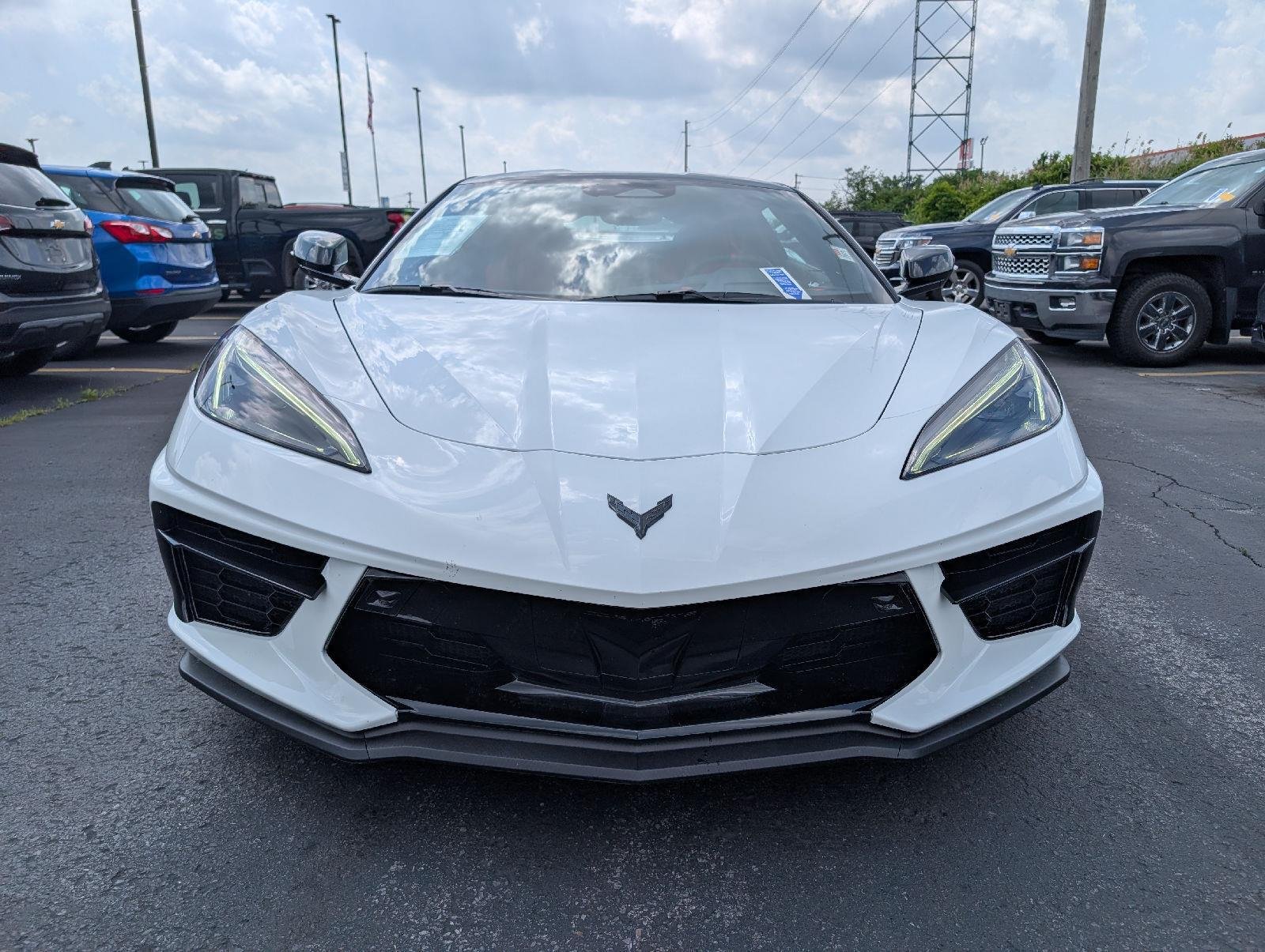 Used 2024 Arctic White Chevrolet 2LT image 2