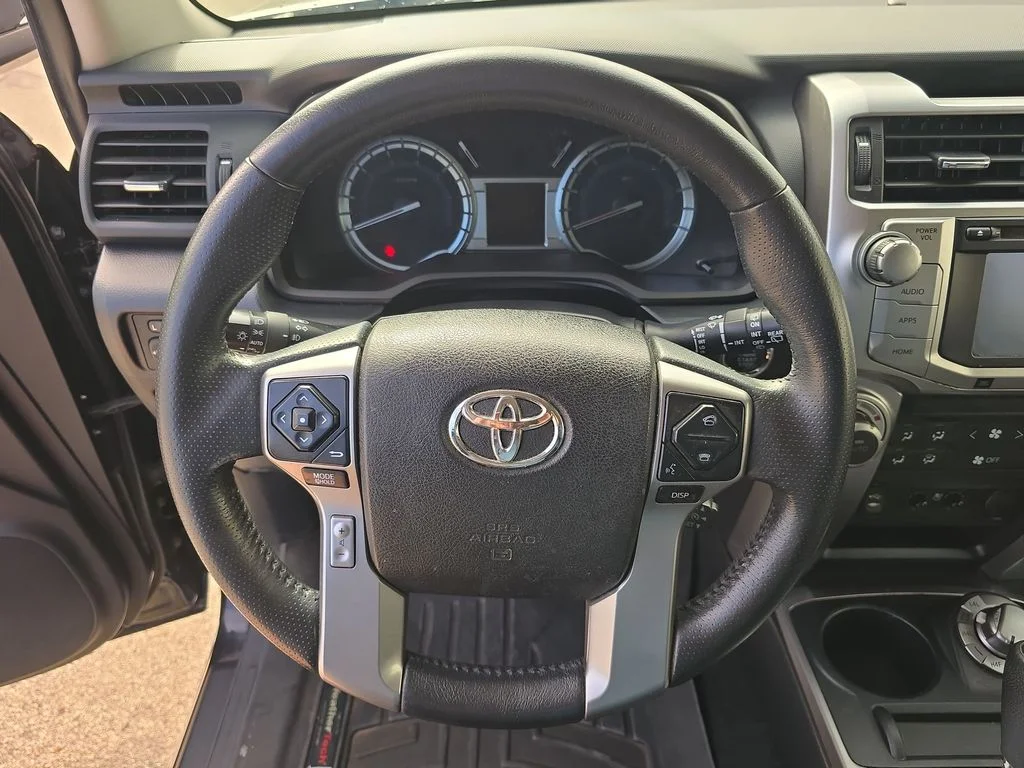 2015 Toyota 4Runner Limited - Photo 11