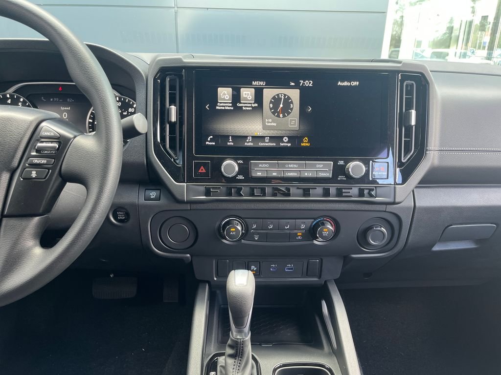 New 2026 Glacier White Nissan Crew Cab SV image 18