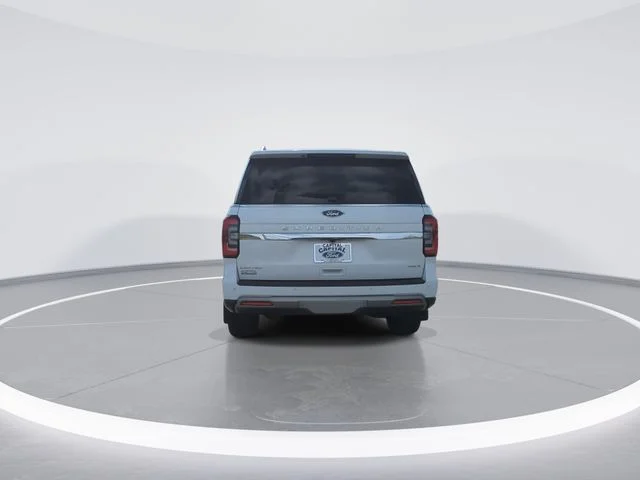 Used 2023 White Ford Limited image 7