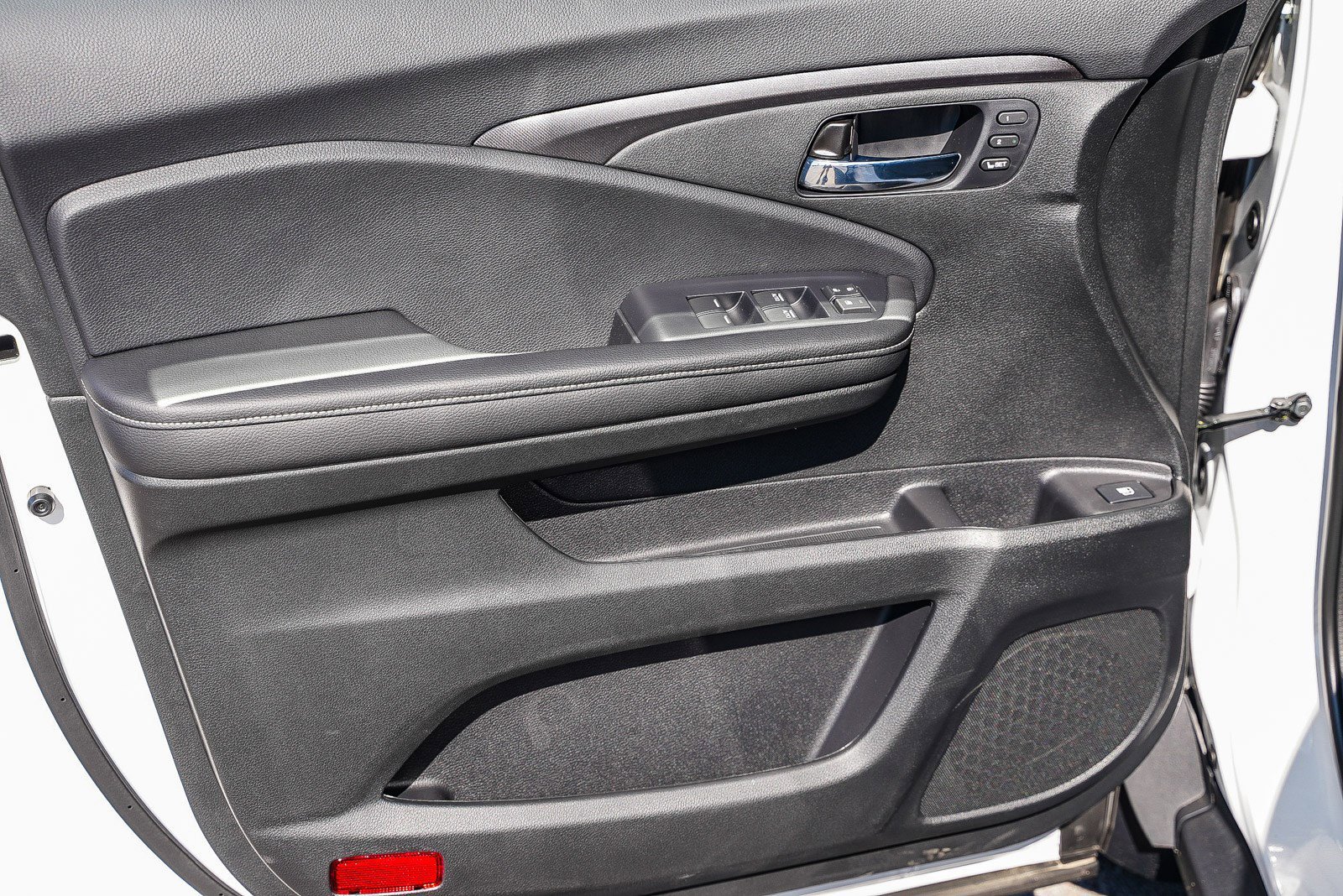 New 2026 Sonic Gray Pearl Honda RTL image 21