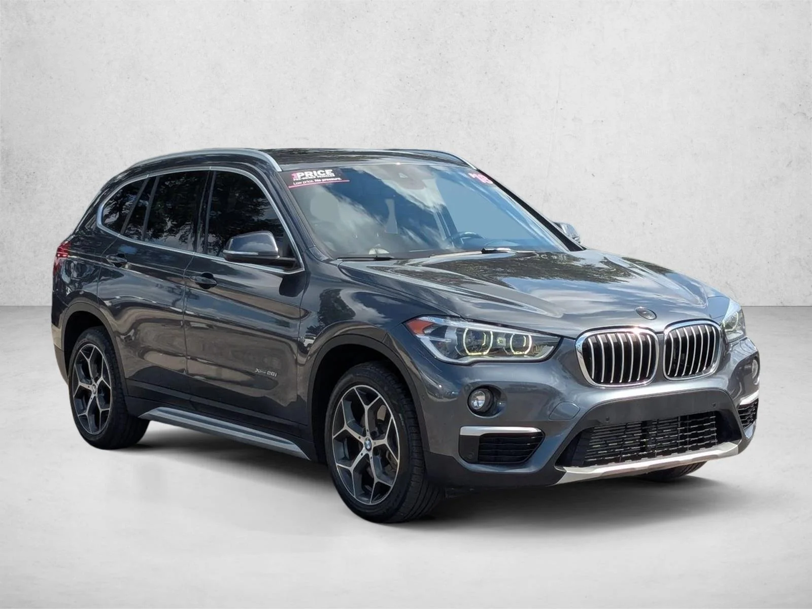 Used 2018 Alpine White BMW xDrive28i image 3