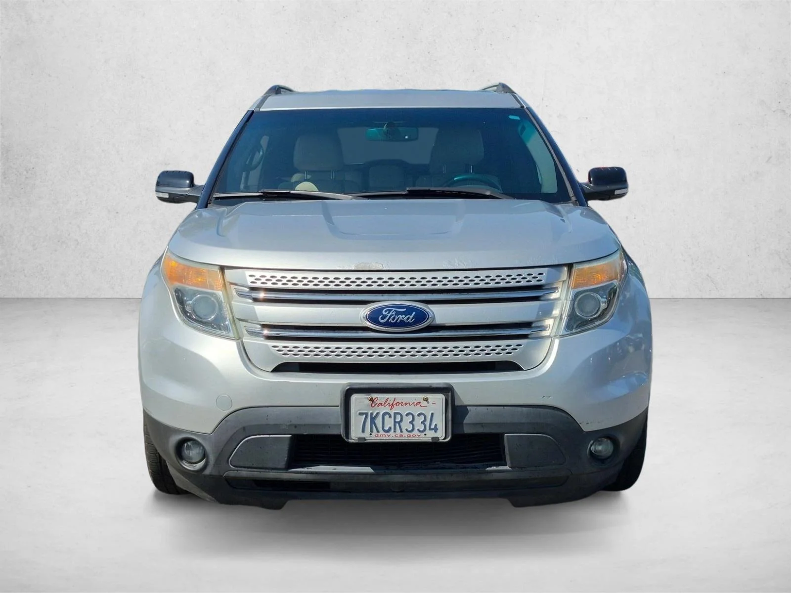 Used 2015 Ingot Silver Metallic Ford XLT image 2