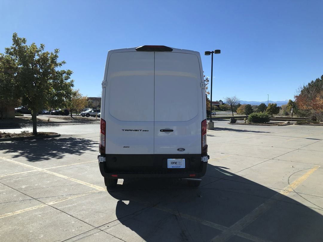 New 2026 Oxford White Ford High Roof 148 WB image 7