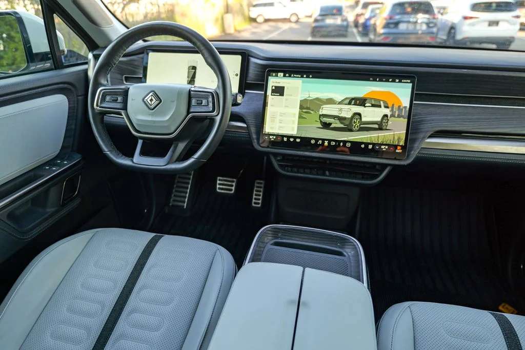 Used 2024 Glacier White Rivian Adventure image 43