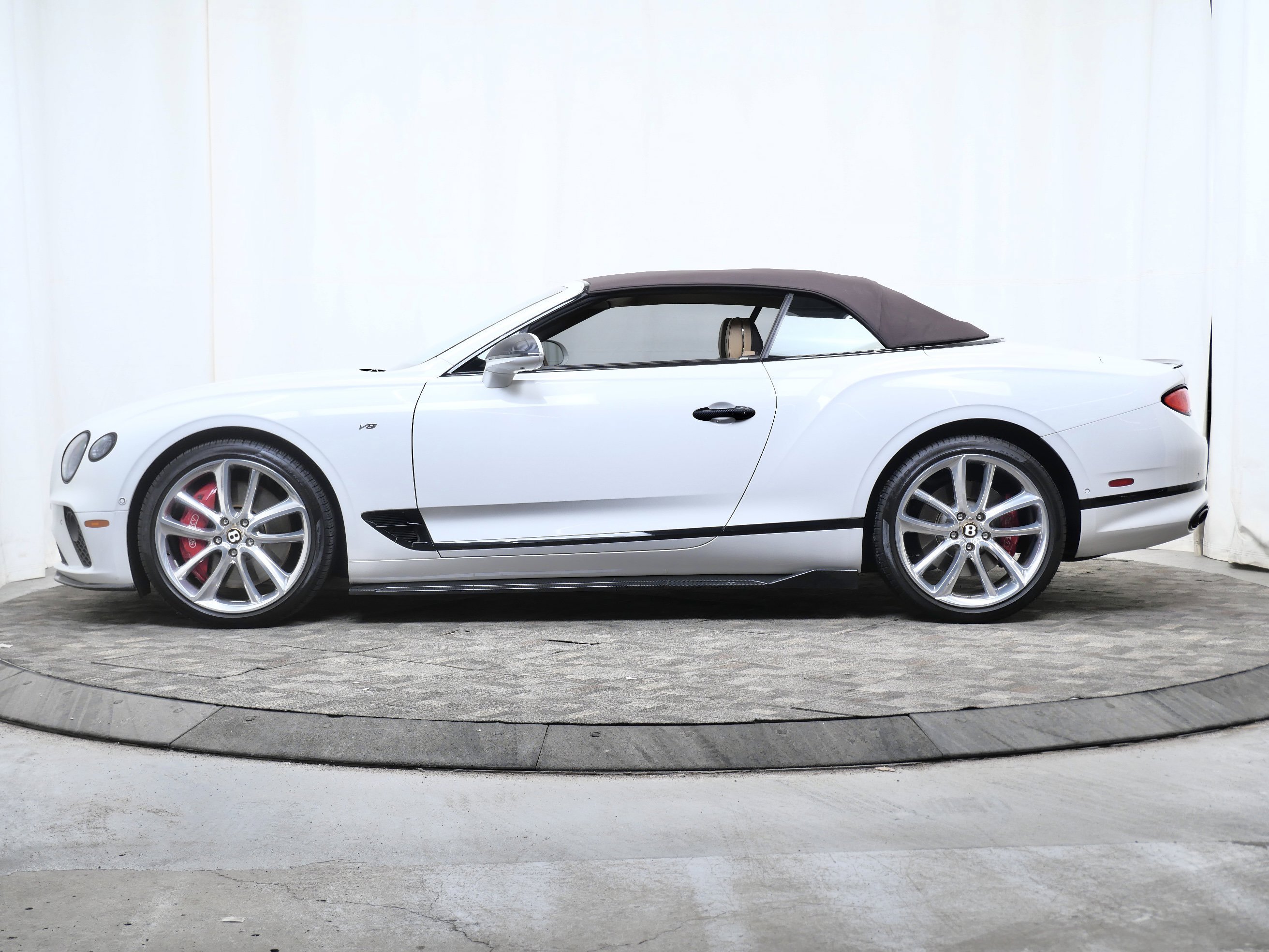 Used 2020 Bentley Continental GT Base with VIN SCBDG4ZG1LC077034 for sale in Minneapolis, Minnesota