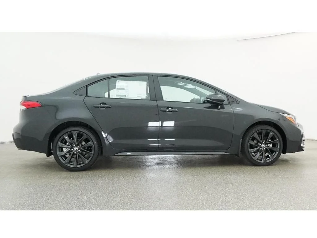 Used 2026  Toyota SE image 30