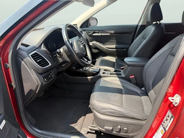 Used 2021 Orange Kia SX image 12