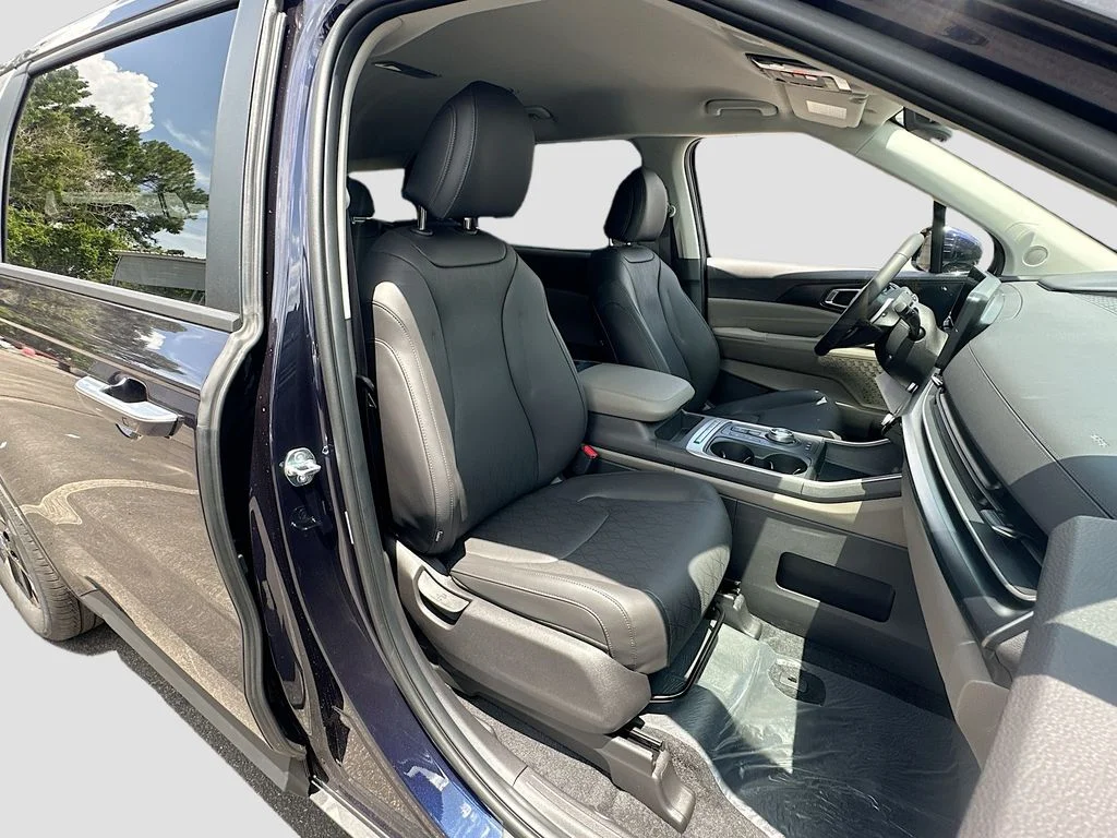 New 2026 Deep Chroma Blue Kia LXS image 29