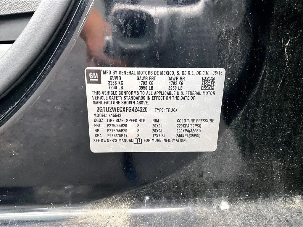 Used 2015 Black GMC Denali image 36