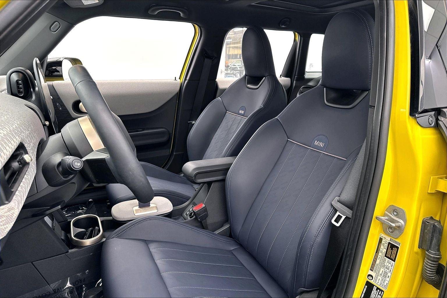 Used 2025 Sunny Side Yellow MINI Cooper S image 27