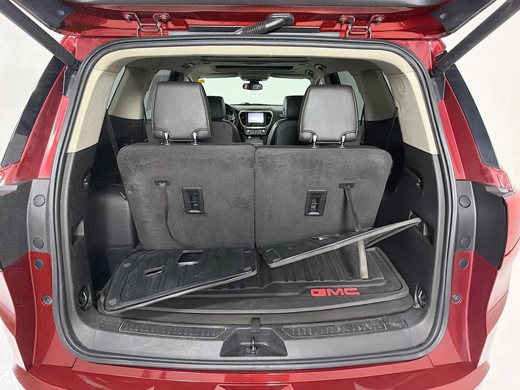 Used 2019 Red Quartz Tintcoat GMC AWD 4dr Denali image 27