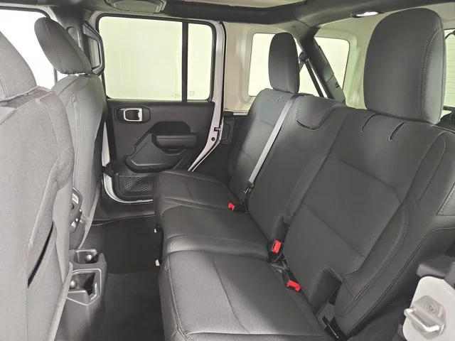 Used 2022 White Jeep Unlimited Willys image 31