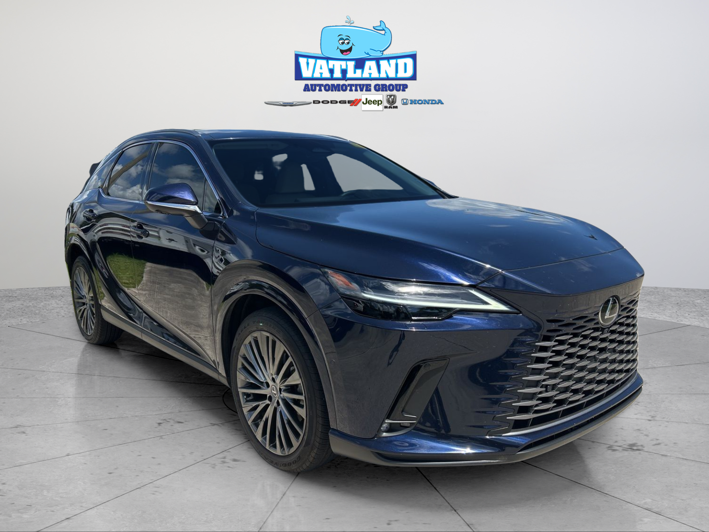 Used 2023  Lexus 350h Luxury image 7
