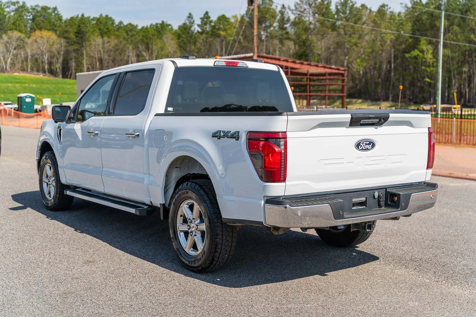 Used 2024  Ford XLT image 4