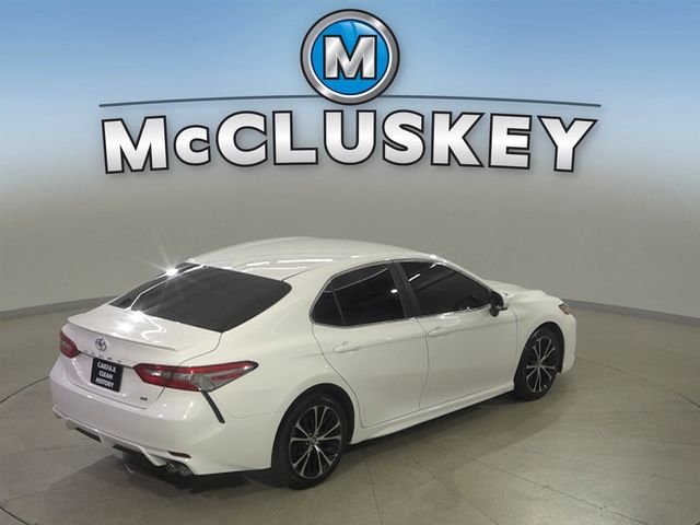 Used 2019 White Toyota SE image 29