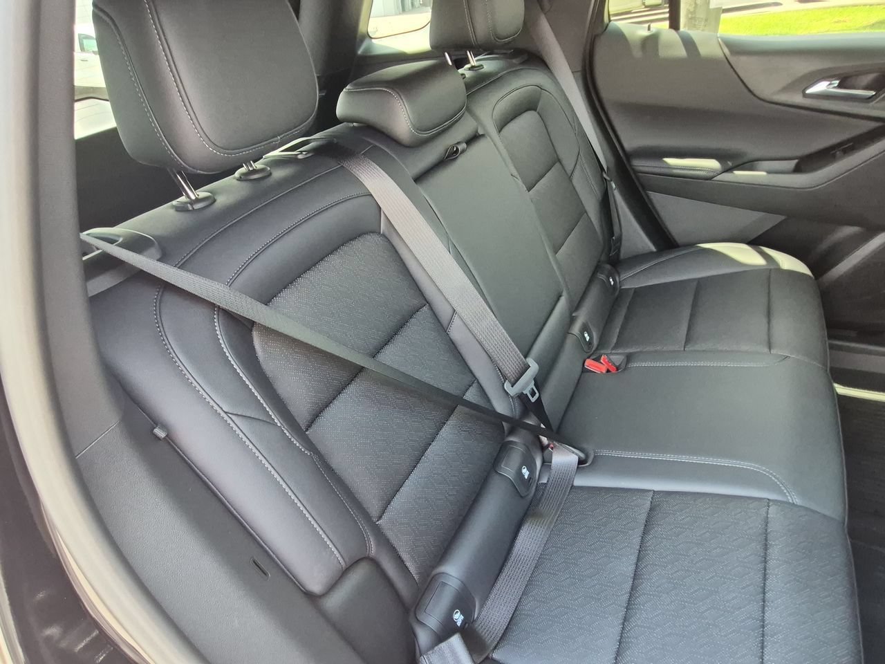2027 Chevrolet Equinox LT - Photo 27