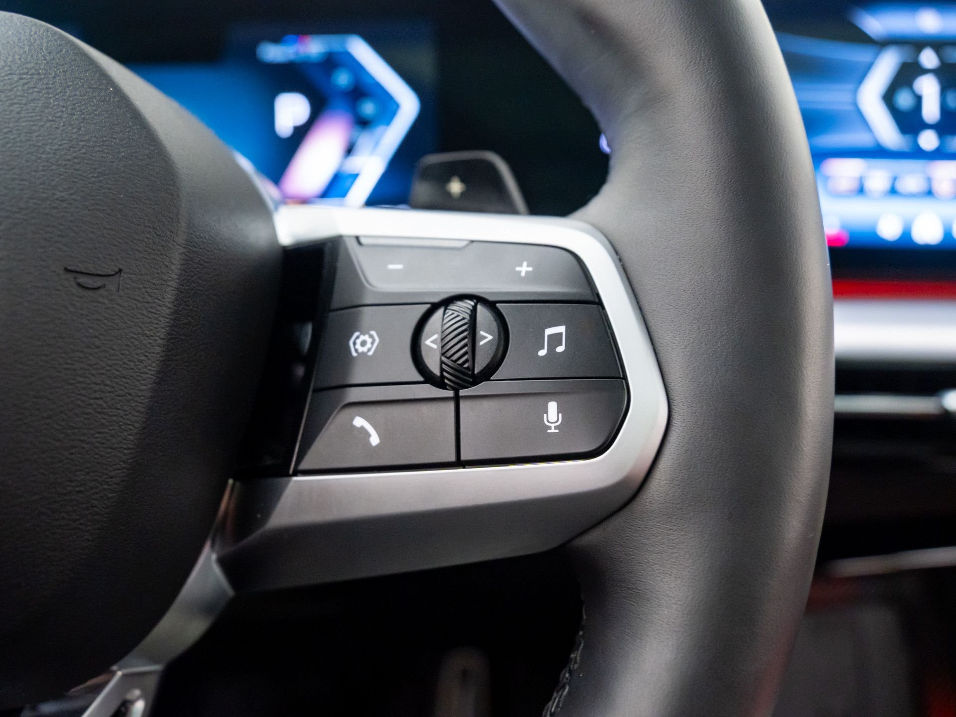 2025 BMW X1 28i - Photo 34