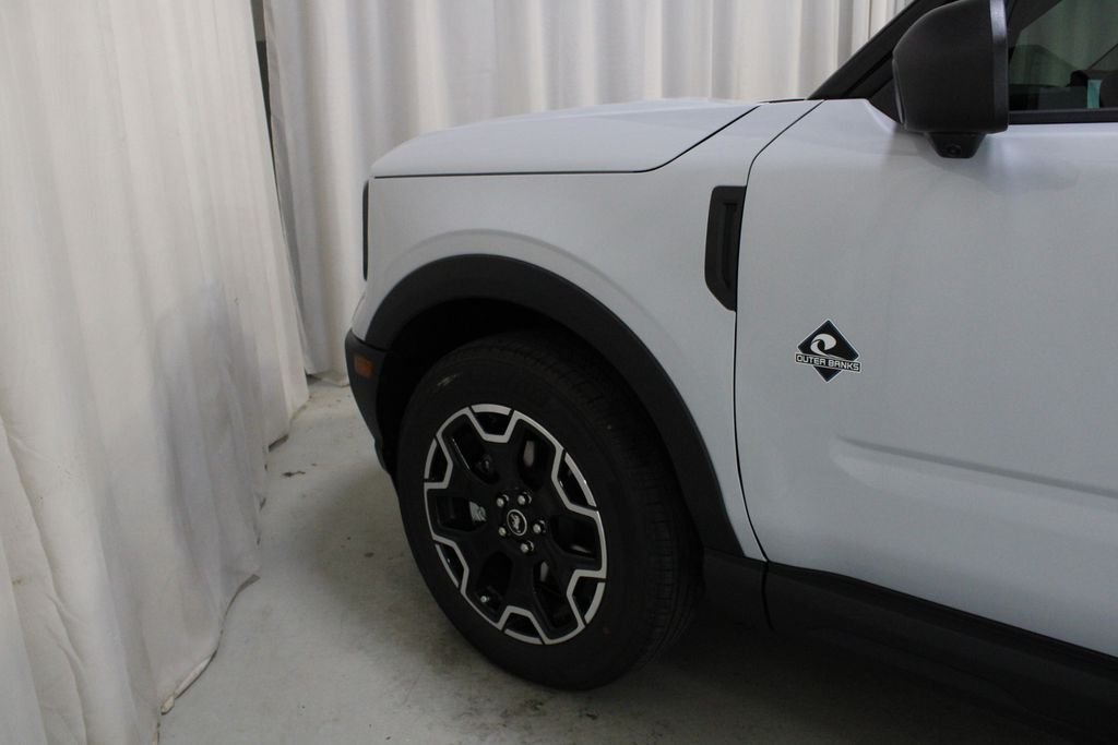 New 2026 Space White Metallic Ford Outer Banks image 31