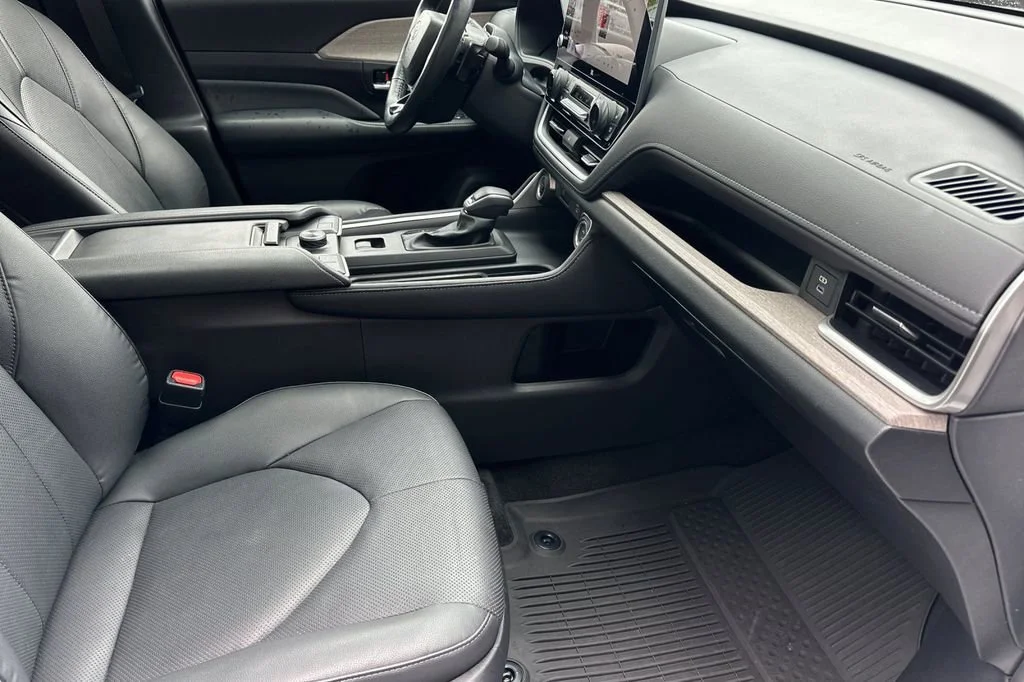 2024 Toyota Grand Highlander Platinum - Photo 16