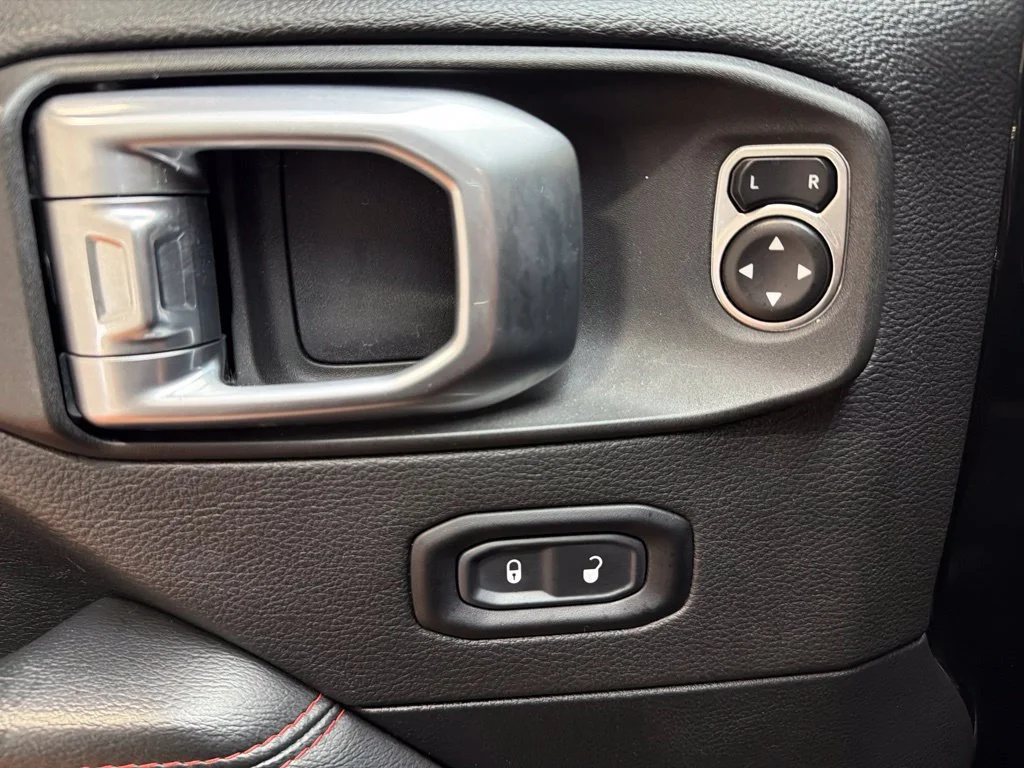 Used 2020 Black Clearcoat Jeep Rubicon image 22