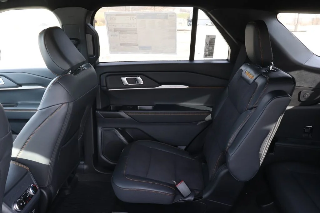 New 2026 Vapor Blue Metallic Ford Tremor® image 15