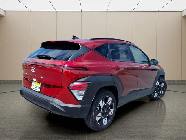 Used 2025 Red Hyundai SEL image 8