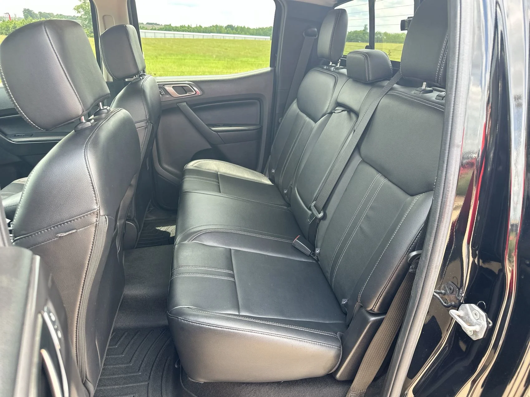 Used 2023 Shadow Black Ford Lariat image 22