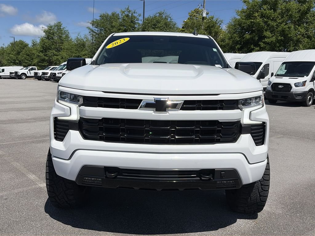 Used 2023 White Chevrolet RST image 10