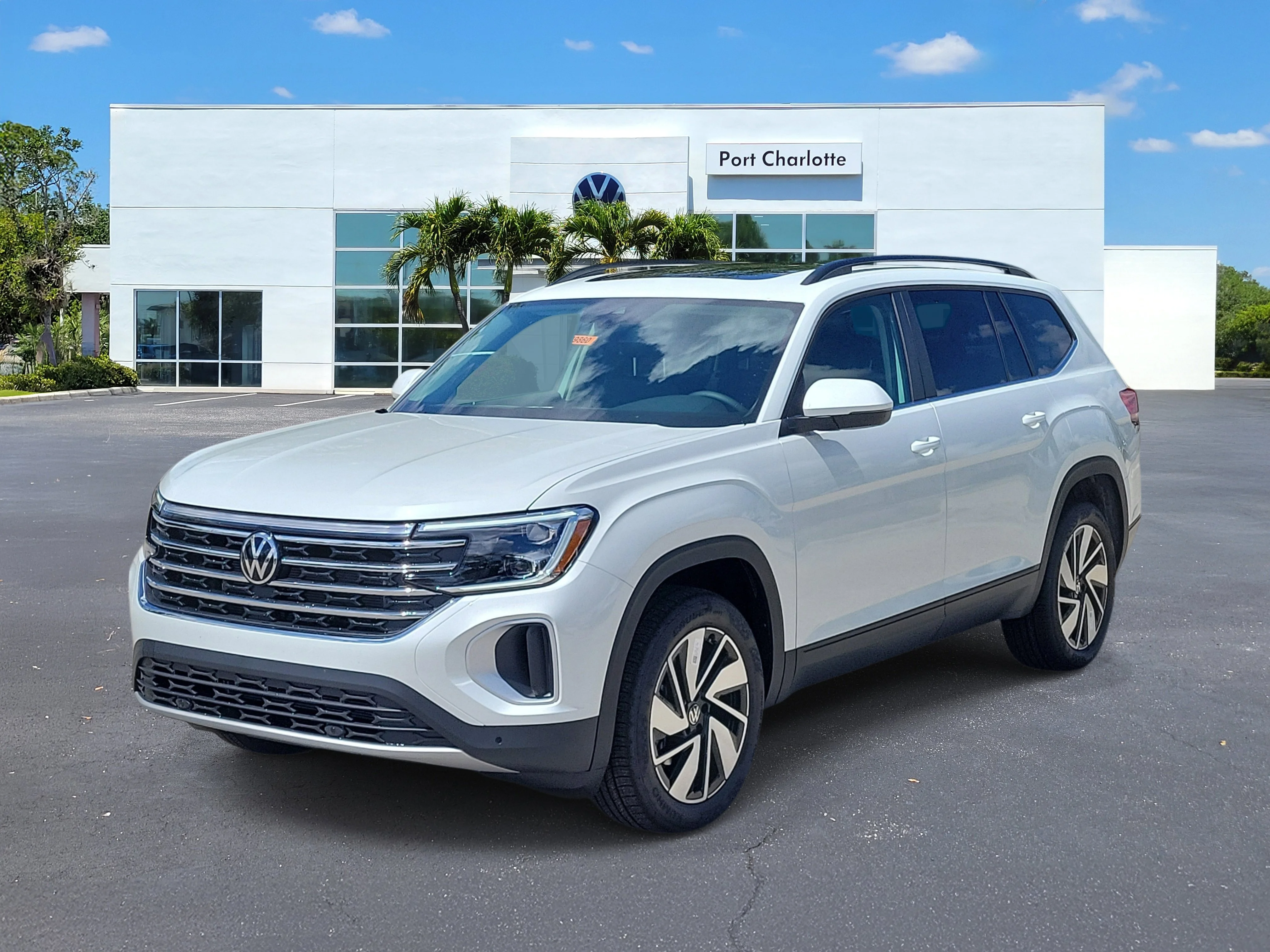 New 2026 White Volkswagen 2.0T SE w/Technology image 29