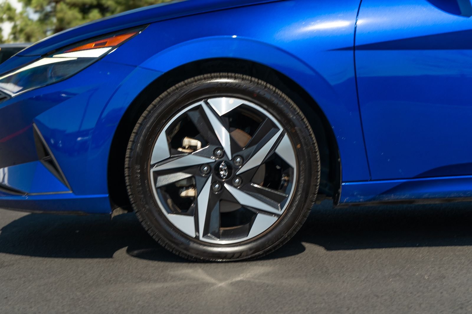 Used 2023 Intense Blue Hyundai SEL image 6