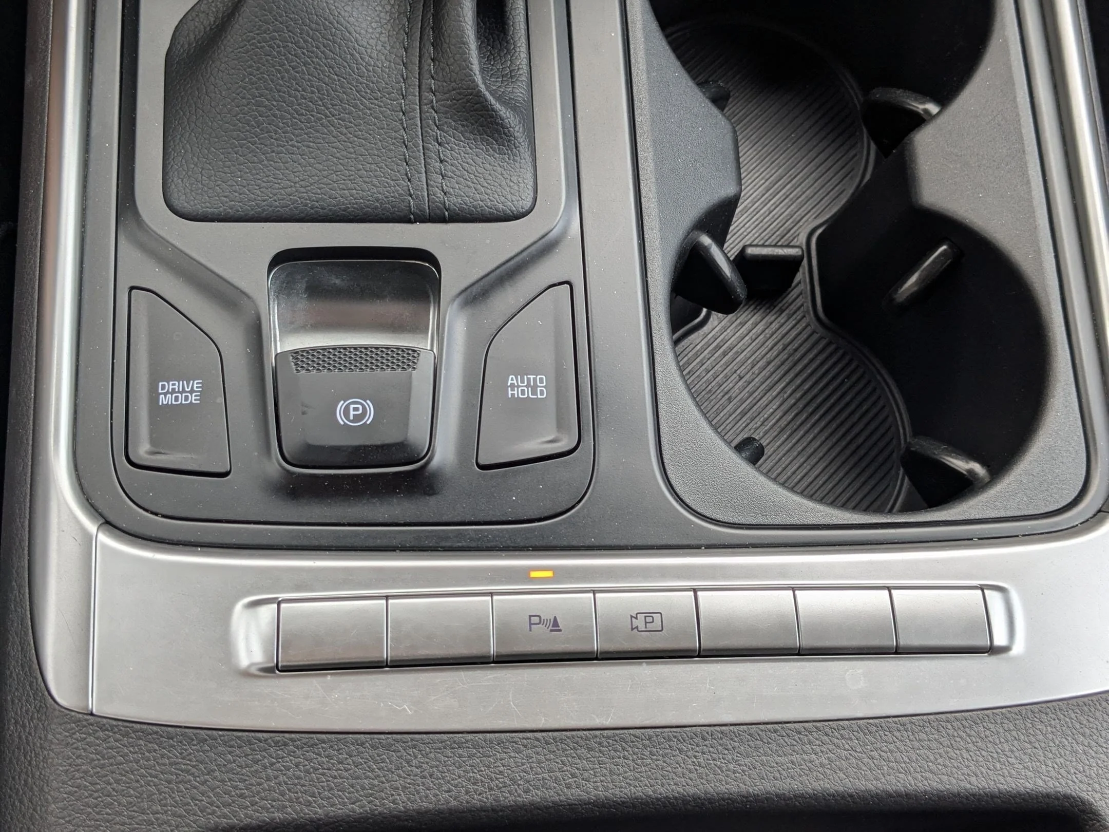 Used 2025 Deep Chroma Blue Kia LX image 22