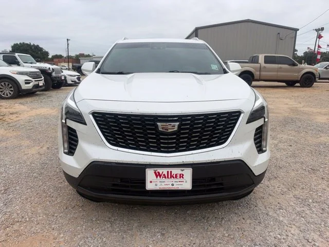 Used 2022 White Cadillac Luxury image 3