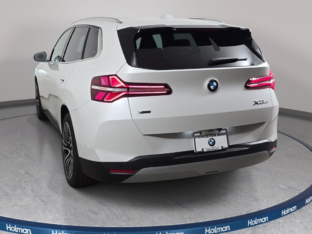 New 2026 Mineral White Metallic BMW 30 xDrive image 7
