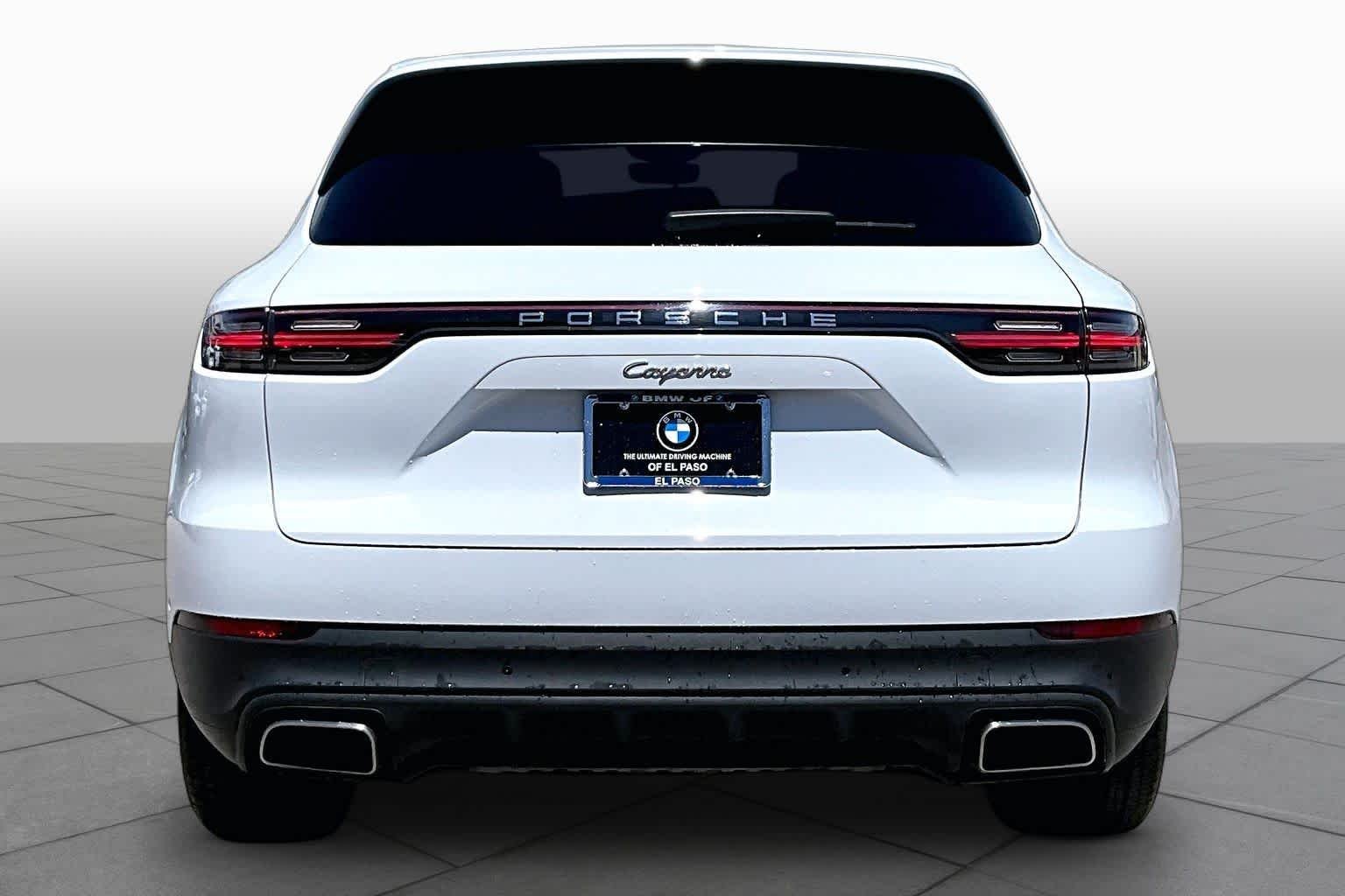 Used 2023 White Porsche  image 4