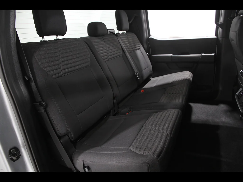 Used 2023 Iconic Silver Ford XL image 18